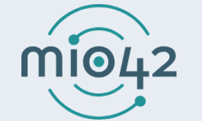 mio42 schriftzug